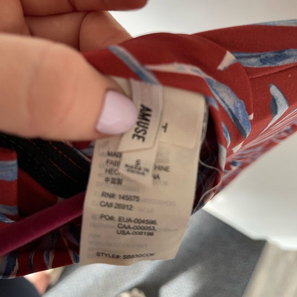 Amuse one piece surf suit - Picture 3 of 3